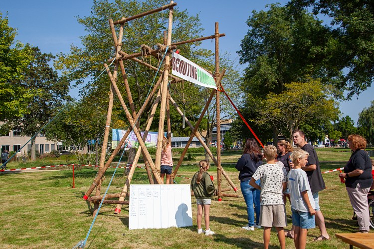 Scouting Panoord is er gelukkig ook weer bij. - foto: Cees van Meerten/FotoExpressie